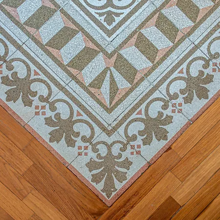 Manzoni 76 * La Spezia