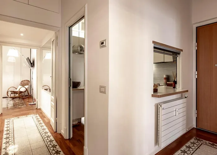 Apartment Manzoni 76 *